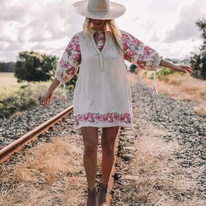 Cottagecore Boho Autumn 3/4 Sleeve Cotton V Neck Floral Embroidery Tunic Small